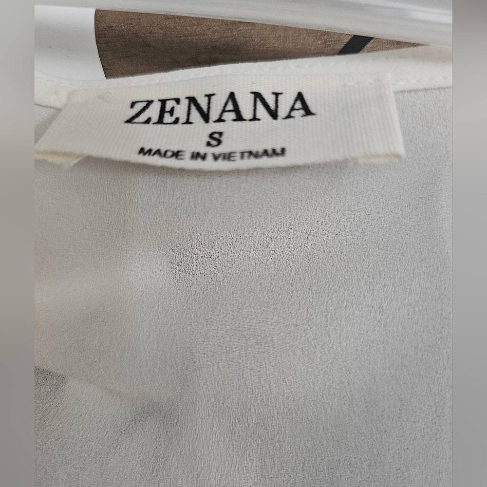 ZENANA Flowing White Top - Picture 2 of 6